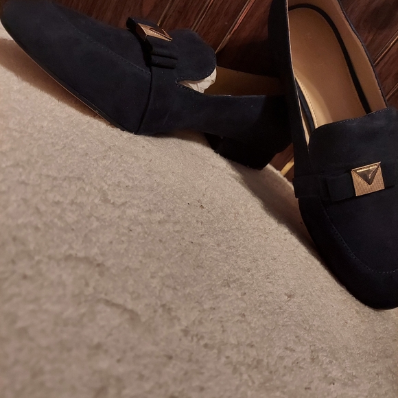Michael Kors shoe - Picture 3 of 3